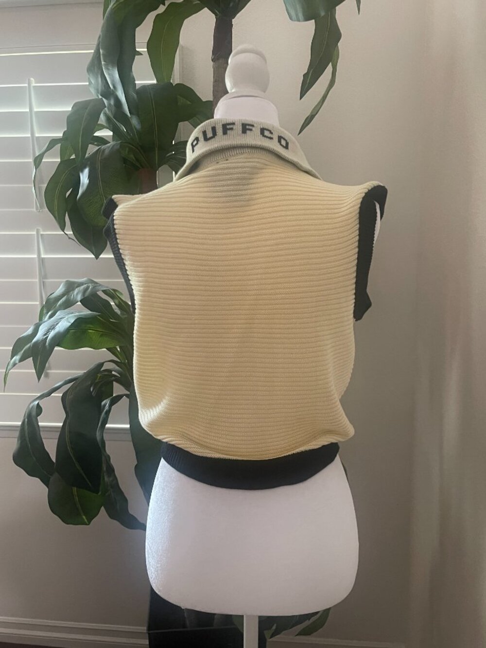 PUFFCOWEAR Lyon Knitted Top NWT One Size - Picture 4 of 9